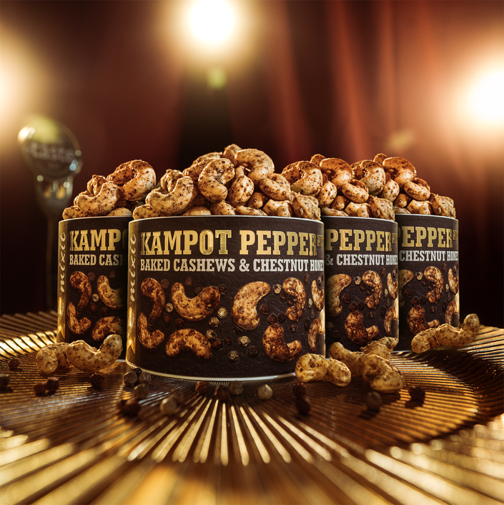 Mixit baked nuts with honey and Kampot m pepper